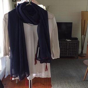 NWT Beautiful navy scarf. Red contrast stitching